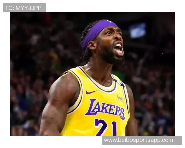 湖人队官方社交媒体分享SnoopDogg造访训练馆精彩瞬间支持主队氛围浓厚