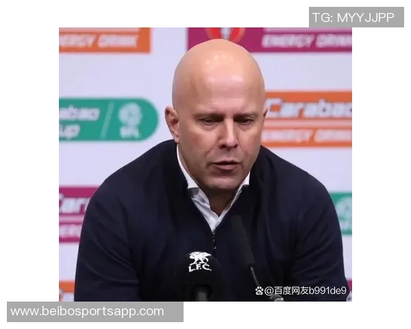 红军主帅斯洛特携家人畅游迪拜享受难得假期